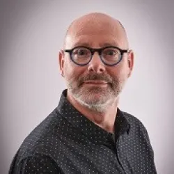 Photo of practitioner