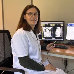 Photo of practitioner