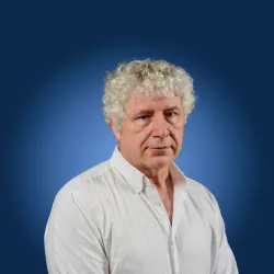 Photo of practitioner