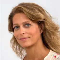 Photo of practitioner