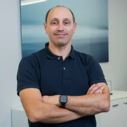 Photo of practitioner