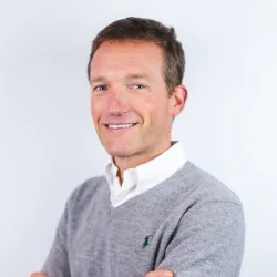 Photo of practitioner