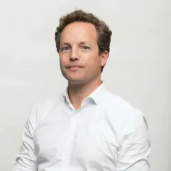 Photo of practitioner