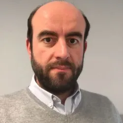 Photo of practitioner