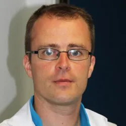 Photo of practitioner