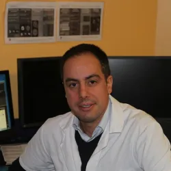 Photo of practitioner