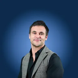 Photo of practitioner