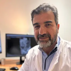 Photo of practitioner