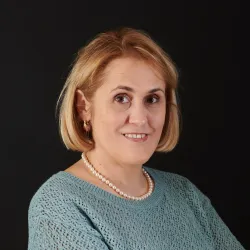 Photo of practitioner