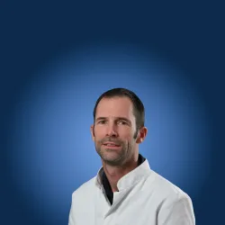Photo of practitioner