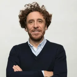 Photo of practitioner