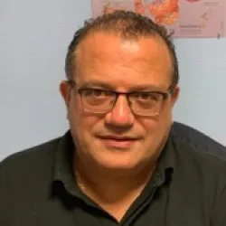 Photo of practitioner