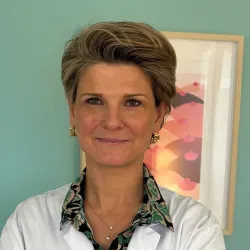 Photo of practitioner