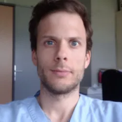 Photo of practitioner