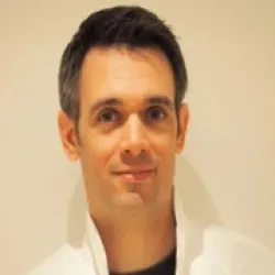 Photo of practitioner