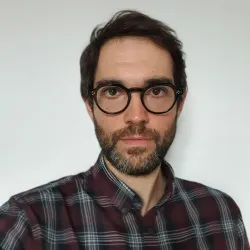 Photo of practitioner