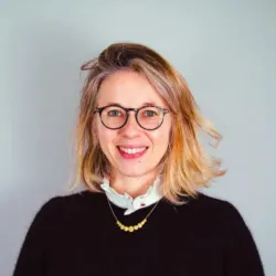 Photo of practitioner