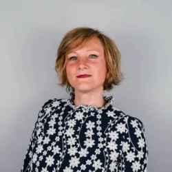 Photo of practitioner