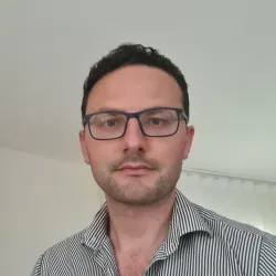 Photo of practitioner