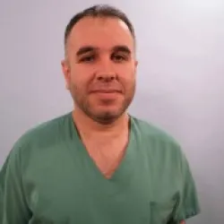 Photo of practitioner