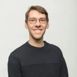 Photo of practitioner