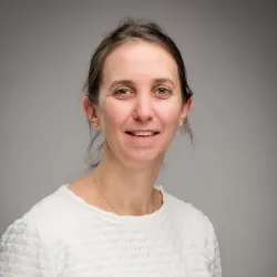 Photo of practitioner
