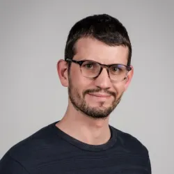 Photo of practitioner
