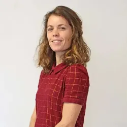 Photo of practitioner