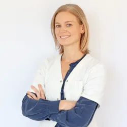 Photo of practitioner