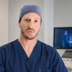 Photo of practitioner