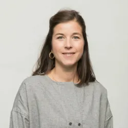Photo of practitioner