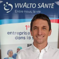 Photo of practitioner