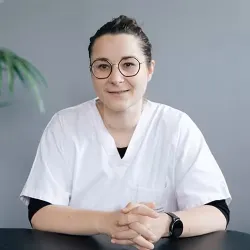 Photo of practitioner