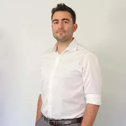 Photo of practitioner