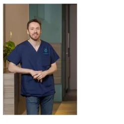 Photo of practitioner