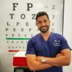 Photo of practitioner