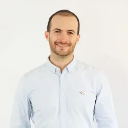 Photo of practitioner