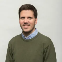 Photo of practitioner