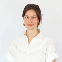 Photo of practitioner