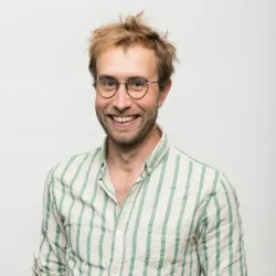 Photo of practitioner