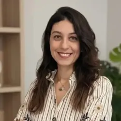 Photo of practitioner