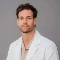 Photo of practitioner