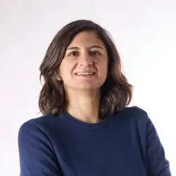 Photo of practitioner