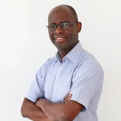 Photo of practitioner