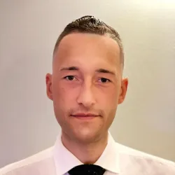 Photo of practitioner