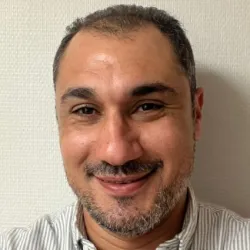 Photo of practitioner
