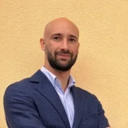 Photo of practitioner