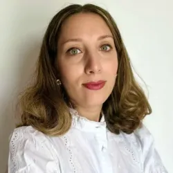 Photo of practitioner