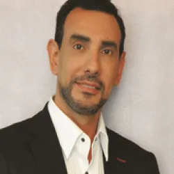 Photo of practitioner