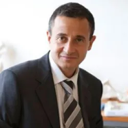 Photo of practitioner